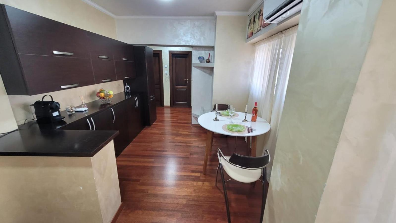 Downtown Top Apartments Bucureşti Ngoại thất bức ảnh